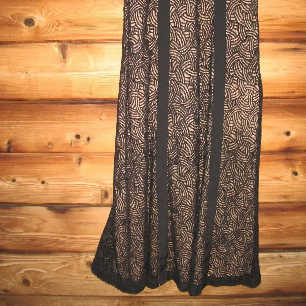 BCBG MAX AZRIA Viviana illusion lace peplum gown Black - Picture 6 of 11